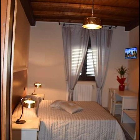 B&B Caravella Mezzojuso Eksteriør bilde